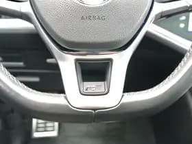 Volkswagen Touareg 3.0 TDI R-Line Automaat thumbnail 48