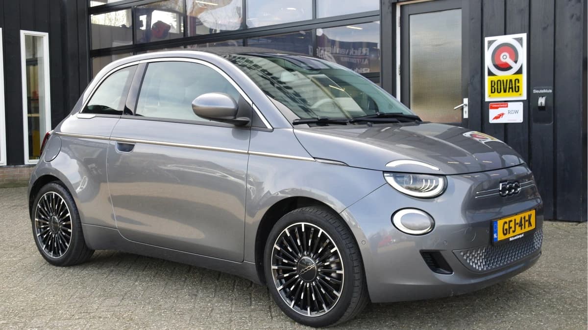 Fiat 500C La Prima 42 kWh — foto 1