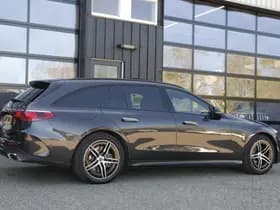 Mercedes-Benz E-Klasse thumbnail 3