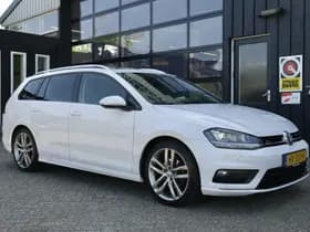Volkswagen Golf thumbnail 1