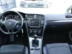 Volkswagen Golf thumbnail 38
