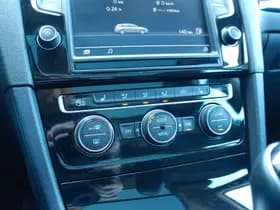 Volkswagen Golf thumbnail 8