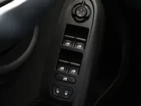 Fiat 500X 1.5 Hybrid thumbnail 30