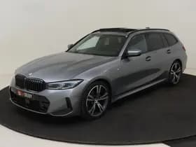 BMW 3 Serie Touring 318i M Sport / Pano / 19 inch / Adap. Cruise / Géén Afleverkost