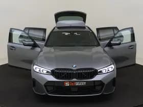 BMW 3 Serie Touring 318i M Sport / Pano / 19 inch / Adap. Cruise / Géén Afleverkost thumbnail 16