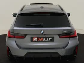 BMW 3 Serie Touring 318i M Sport / Pano / 19 inch / Adap. Cruise / Géén Afleverkost thumbnail 4