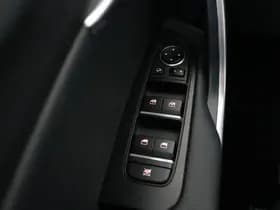 Kia Xceed 1.6 GDI PHEV Dynamic Line thumbnail 29