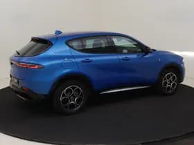 Alfa Romeo Tonale 1.3T PHEV Ti 280pk thumbnail 5