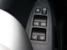 Mitsubishi Eclipse Cross 2.4 PHEV Intense (Automaat) thumbnail 36