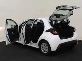 Toyota Yaris thumbnail 11