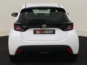 Toyota Yaris thumbnail 4