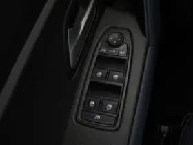 Dacia Duster 140PK Hybrid Journey AUTOMAAT thumbnail 17