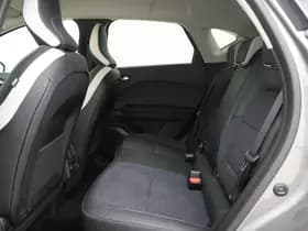 Renault Captur thumbnail 31