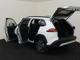 Toyota Corolla thumbnail 11