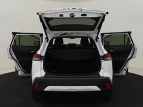 Toyota Corolla thumbnail 12