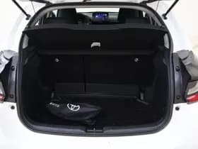 Toyota Yaris 1.5 Hybrid 115 Comfort thumbnail 17