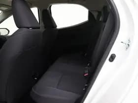 Toyota Yaris 1.5 Hybrid 115 Comfort thumbnail 31