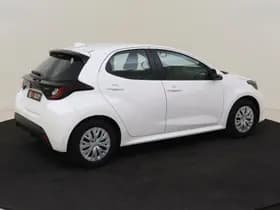 Toyota Yaris 1.5 Hybrid 115 Comfort thumbnail 5