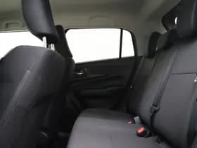 Suzuki Swift thumbnail 32