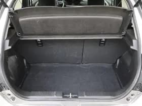 Suzuki Swift thumbnail 33