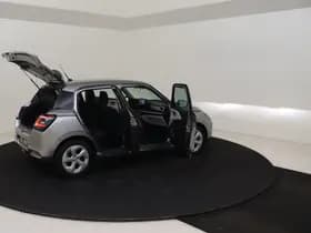 Suzuki Swift thumbnail 13