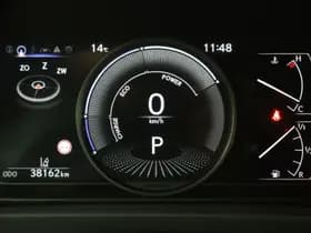 Lexus UX thumbnail 21