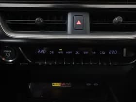 Lexus UX thumbnail 26
