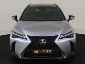 Lexus UX thumbnail 8