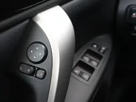 Mitsubishi Eclipse Cross 2.4 PHEV Black Edition thumbnail 23