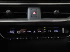 Lexus UX 250h F Sport Line thumbnail 17