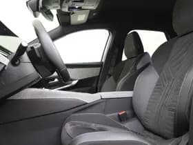 Peugeot 3008 1.2 Hybrid 136 GT thumbnail 33