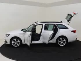 SEAT Leon Sportstourer 1.4 TSI eHybride PHEV FR Business Intense 225PK SOH 94% thumbnail 10