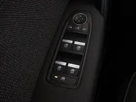 Renault Captur 1.6e-tech 145 Techno 18" thumbnail 33