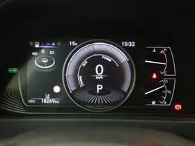 Lexus UX thumbnail 21