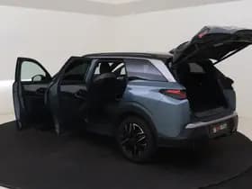 Peugeot 5008 Hybrid 145PK GT Automaat 7-Persoons Navigatie Carplay Winterpack thumbnail 11