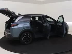 Peugeot 5008 Hybrid 145PK GT Automaat 7-Persoons Navigatie Carplay Winterpack thumbnail 13