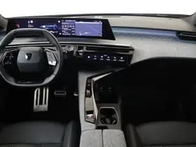 Peugeot 5008 Hybrid 145PK GT Automaat 7-Persoons Navigatie Carplay Winterpack thumbnail 17