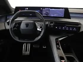 Peugeot 5008 Hybrid 145PK GT Automaat 7-Persoons Navigatie Carplay Winterpack thumbnail 18