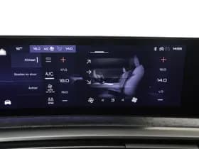 Peugeot 5008 Hybrid 145PK GT Automaat 7-Persoons Navigatie Carplay Winterpack thumbnail 26