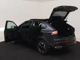 Volkswagen Taigo 1.0 TSI R-Line Automaat Pano Zwarte Hemel Sportpakket thumbnail 11