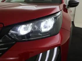 Peugeot 2008 1.2 Hybride 145PK Allure 360 Camera Navigatie Carplay Stoelverwa thumbnail 34