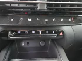 Citroën C5 Aircross 1.2 Hybrid (145Pk) Plus Navi Camera AllSeason Banden Géén Afleve thumbnail 25