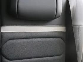 Citroën C5 Aircross 1.2 Hybrid (145Pk) Plus Navi Camera AllSeason Banden Géén Afleve thumbnail 33