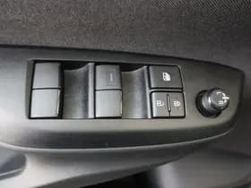 Toyota Yaris Cross thumbnail 19