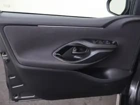 Toyota Yaris thumbnail 17