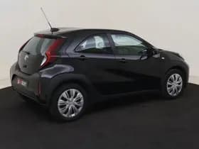 Toyota Aygo X 1.0 VVT-i S-CVT Play thumbnail 5