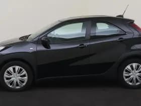 Toyota Aygo X 1.0 VVT-i S-CVT Play thumbnail 2