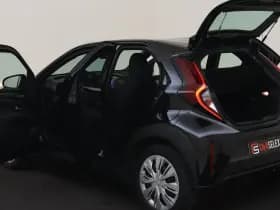 Toyota Aygo X 1.0 VVT-i S-CVT Play thumbnail 11
