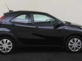 Toyota Aygo X 1.0 VVT-i S-CVT Play thumbnail 6