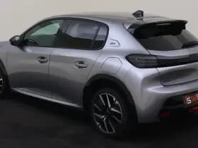 Peugeot 208 1.2 Hybride eDSC6 145 GT Automaat Carplay 3D Cockpit Clima Camer thumbnail 3